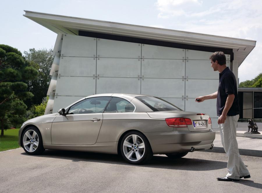  BMW 3-Series Convertible 2007 года  (фото 234 из 239)